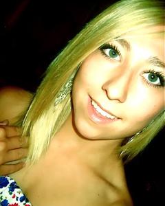 Woman, 33. EmilyLove248