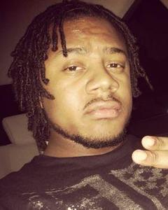 Man, 32. Pistol_Pet3704