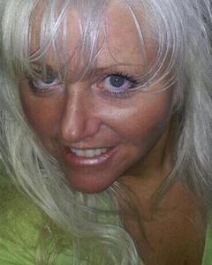 Woman, 60. Lee7867