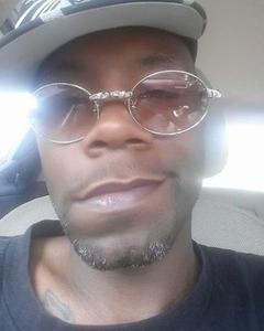 Man, 51. dluxx748865