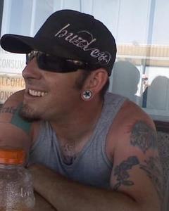 Man, 44. seannino