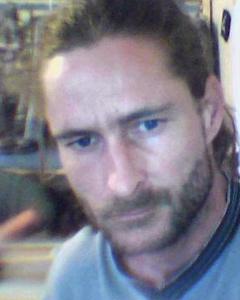 Man, 48. Mangusde