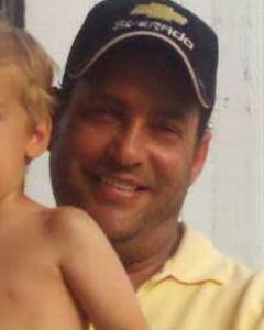 Man, 59. Ou8128257