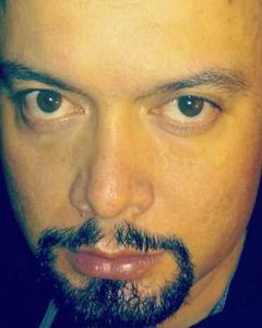 Man, 44. nanepena