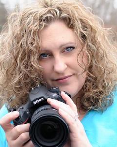 Woman, 55. artistbelinda