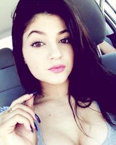 Woman, 33. JalynRivera8