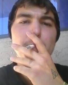 Man, 28. Kandibot13
