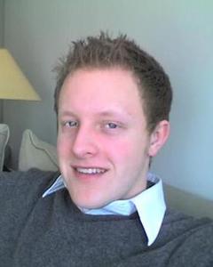 Man, 43. Guitar_Gu366
