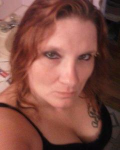 Woman, 44. Tennielle