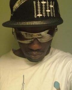 Man, 44. Dazestarr