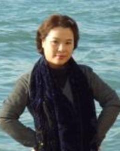 Woman, 61. Li19637758