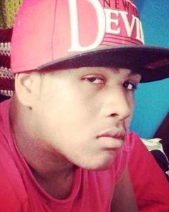 Man, 32. Dblock4717