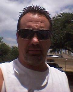 Man, 58. hudlum