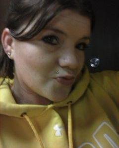 Woman, 38. Little_thing