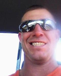 Man, 44. bjs3267