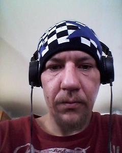 Man, 47. knuckledeep