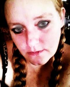 Woman, 44. Redsshort4wild