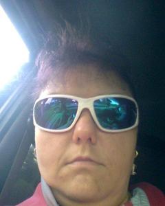 Woman, 47. Libre_Marposa