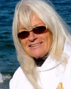 Woman, 81. raj678228