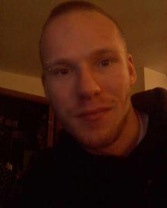 Man, 32. adamedwerd8077
