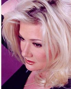 Woman, 51. Xandra242475