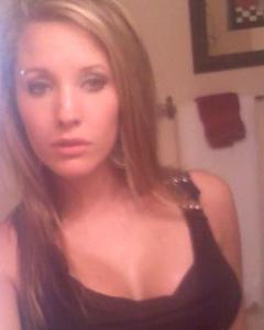 Woman, 35. Aly460