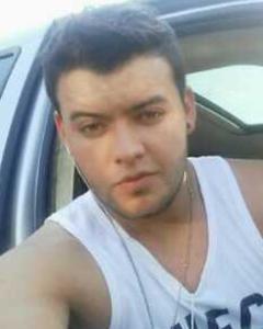Man, 31. Khol11