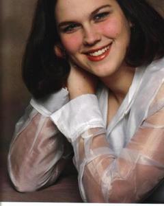 Woman, 34. arie09