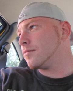 Man, 45. barefoo