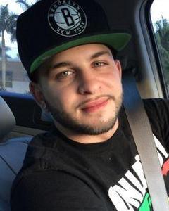Man, 31. Josegreeneyes