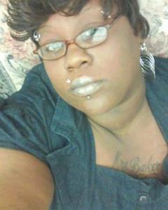 Woman, 41. MZ_AQUAFINA446