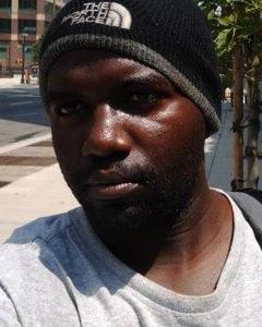 Man, 40. Kavell