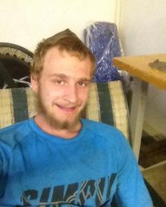 Man, 28. dbo10
