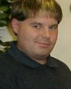 Man, 43. Pianoant