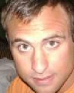 Man, 44. Skysnot