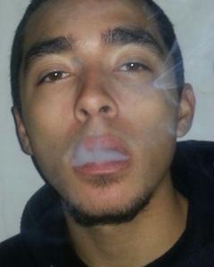 Man, 31. smokesour