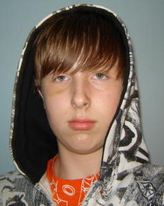 Man, 33. im13not18