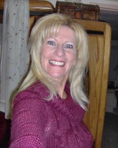 Woman, 70. tinigrl54