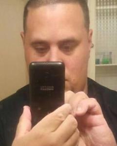 Man, 44. Vicente8061