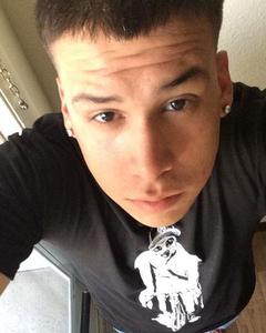 Man, 32. BabyfaceJ0638