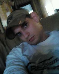 Man, 30. redneck1993843