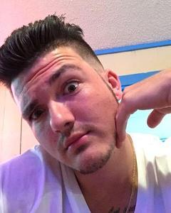 Man, 29. Z4ckdy3r