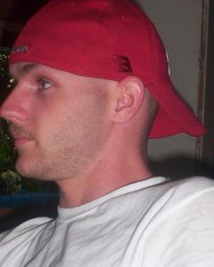 Man, 45. joejoe314279