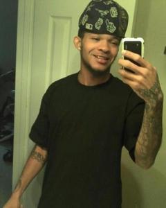 Man, 31. JR21210626