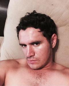 Man, 35. Johnkenee