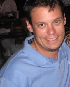 Man, 50. Chkdee1