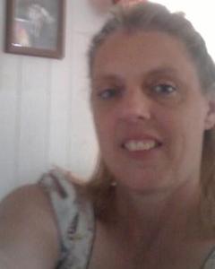 Woman, 60. tandiland