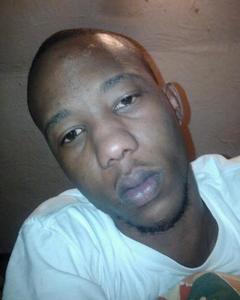 Man, 37. Robert7081