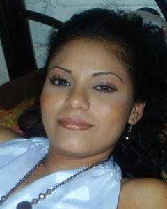 Woman, 41. Luv2LuvUB053