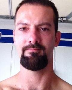 Man, 44. Mansinglelook